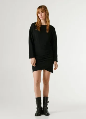 Vestido curto em malha polar