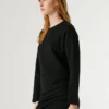 Vestido curto em malha polar