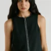 Vestido curto em sarja