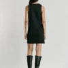 Vestido curto em sarja