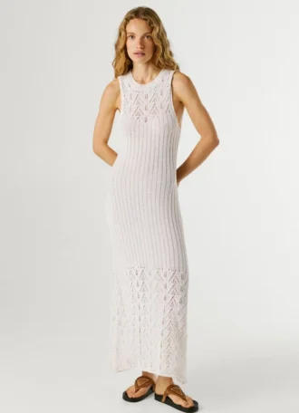 Vestido maxi com detalhes em renda