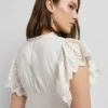 Vestido maxi com detalhes em renda