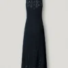 Vestido maxi com detalhes em renda