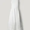 Vestido maxi com detalhes em renda